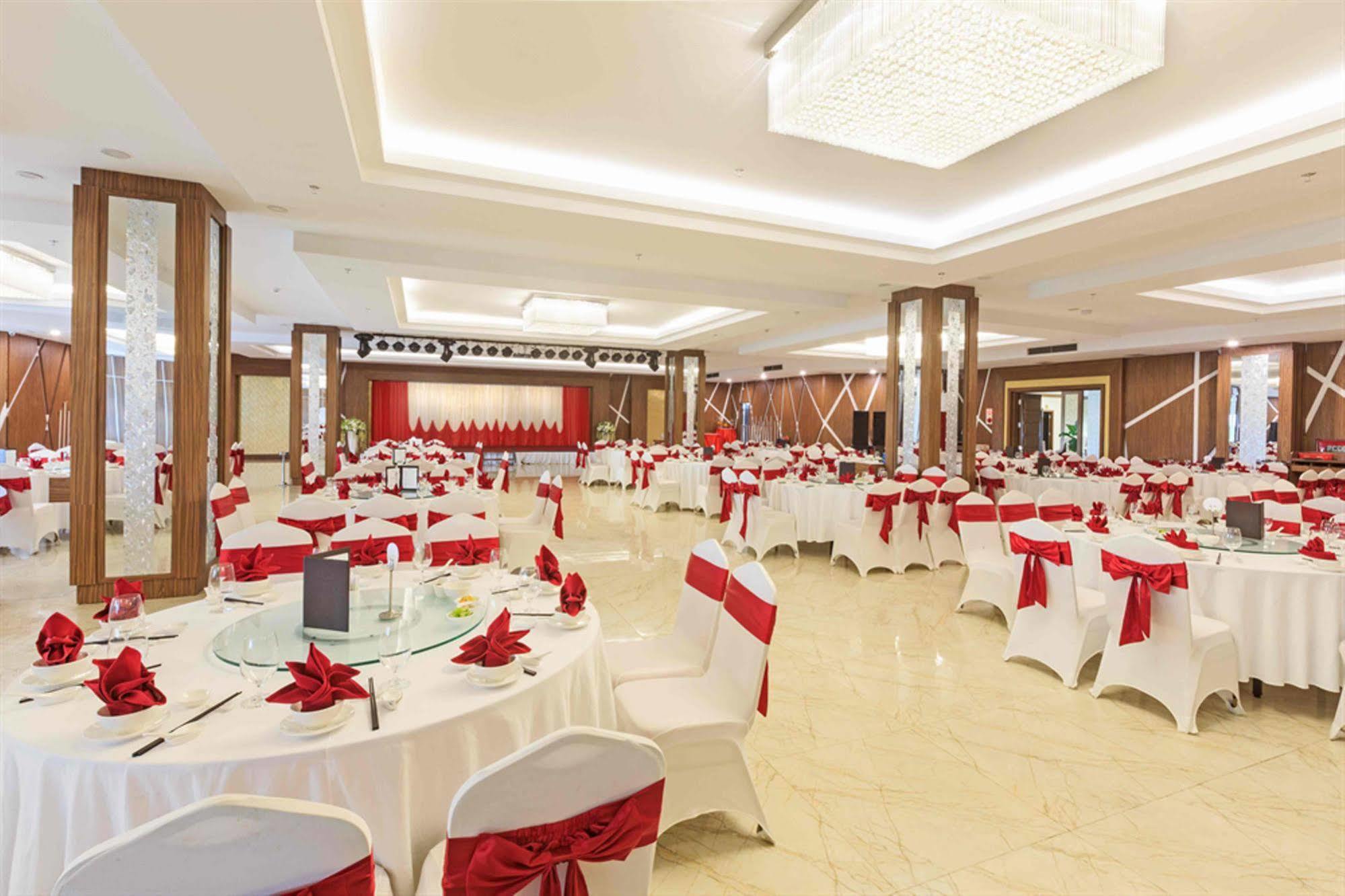Muong Thanh Luxury Can Tho Hotel Exterior foto