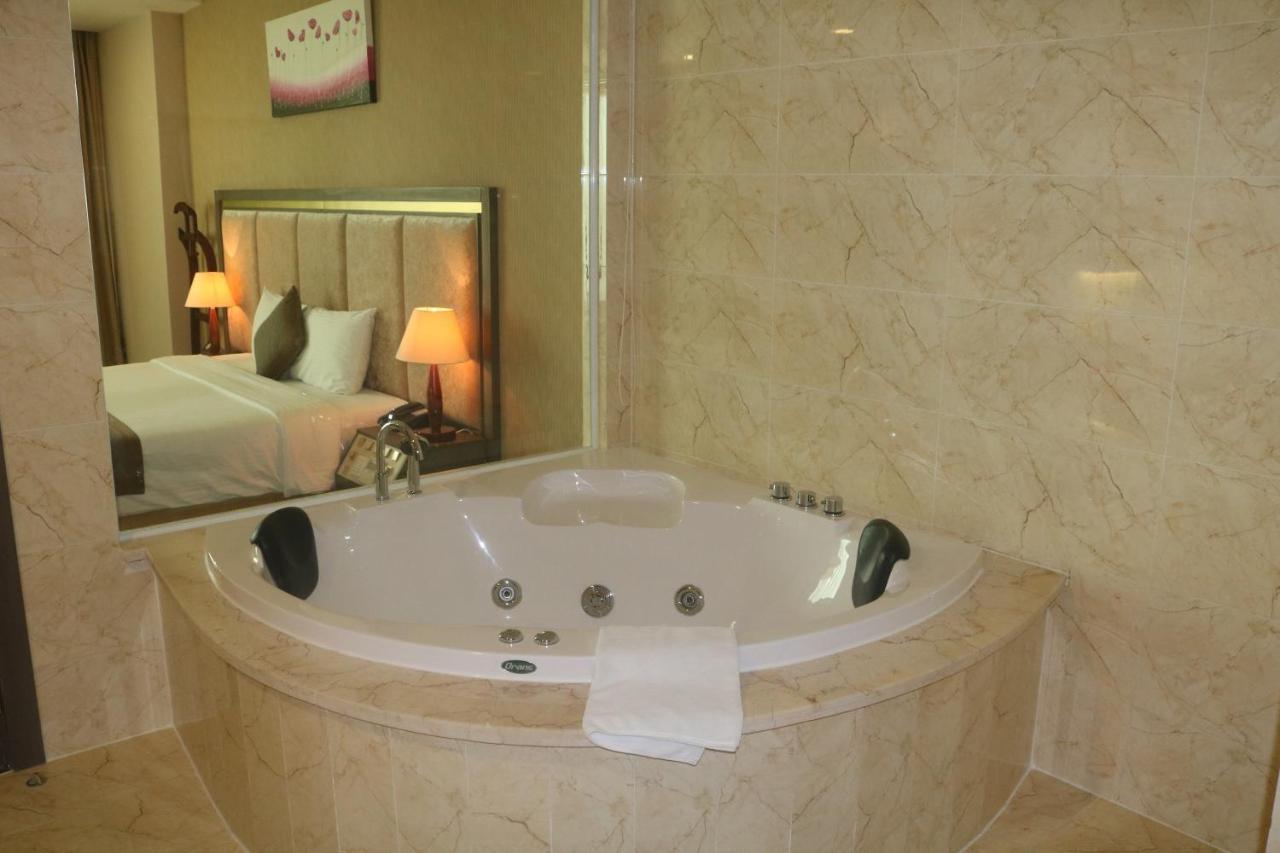 Muong Thanh Luxury Can Tho Hotel Exterior foto